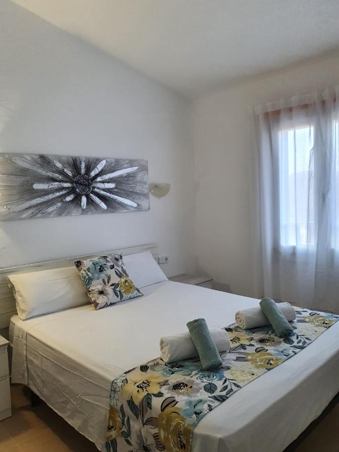 Garbí&Xaloc apartamentos Cala Galdana  Bagian luar foto
